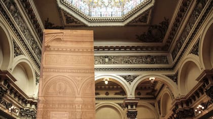 Los montajes de los planos pertenecientes a una parte de la fachada y al interior del Colón