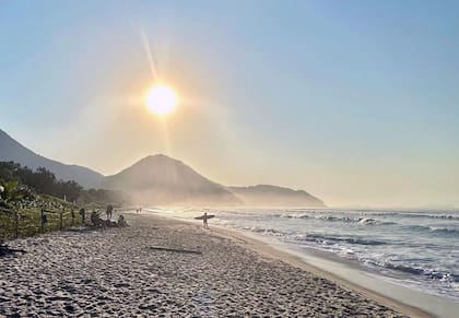 Los morros protegen la exuberancia de Itamambuca
