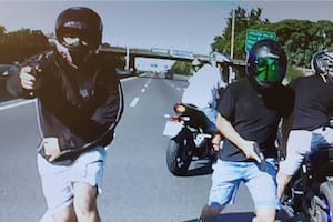 Golpe a los motochorros de la Riccheri: 65 allanamientos, 26 detenidos y un megaoperativo policial