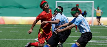 Los Murciélagos siguen su camino hacia las medallas