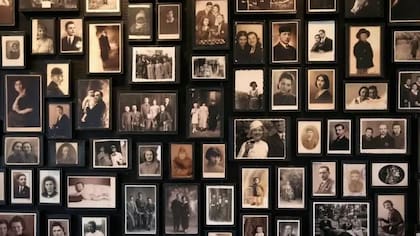 Los nazis confiscaron las pertenencias personales de los judíos que llegaron al campo de concentración.