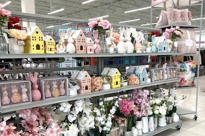 Los negocios que abrirán en la plaza comercial de Texas incluirán promociones y descuentos