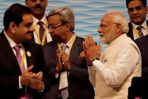 Cómo el desplome del mayor multimillonario indio se convirtió en una amenaza para el gobierno de Modi