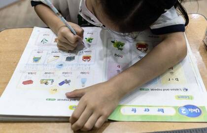 Los niños surcoreanos son inscritos en una serie de actividades extracurriculares desde que tienen 4 años.