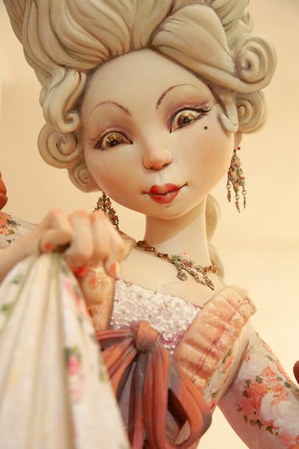 Los ninots son las figuras que arden durante la noche de San José, el gran momento de la festividad de las Fallas.