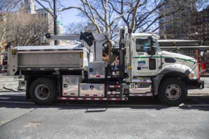 Los nuevos camiones se van a especializar en la limpieza de los drenajes