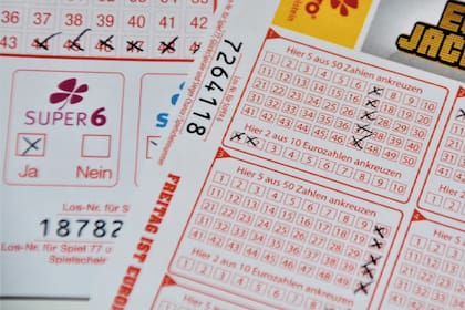 Los números de la lotería son combinaciones aleatorias