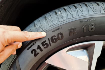 Los números en las llantas tienen un significado y es crucial saber identificarlo