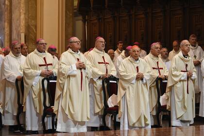 Los obispos se encuentran reunidos en la asamblea episcopal