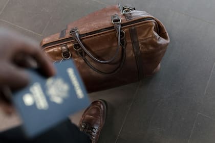 Los objetos prohibidos dentro del carry-on serán confiscados por los oficiales del servicio.