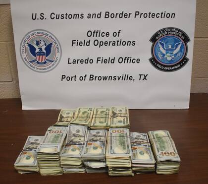 Los oficiales de CBP incautan dinero sin declarar por más de US$10.000