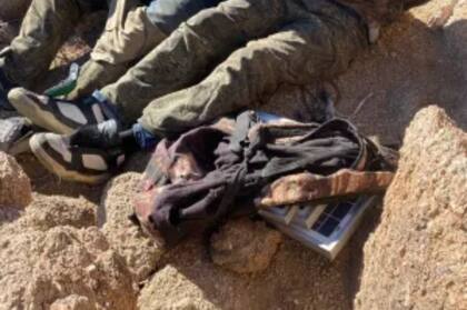 Los oficiales de la CBP descubrieron estos aparatos durante la inspección de los detenidos