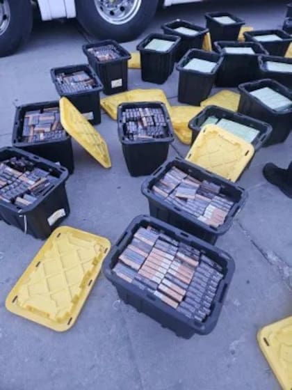 Los oficiales hallaron más de 90.000 municiones de alto calibre
