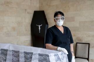 La ruta de la muerte: cuáles son los oficios "invisibles" que hay detrás