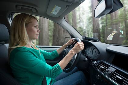Los ojos, siempre encima del volante y el celular fuera de la vista