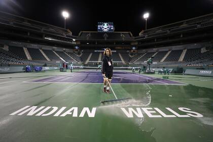 Los organizadores cancelaron un día antes de su inicio el torneo de Indian Wells , uno de los más importantes del calendario tenístico