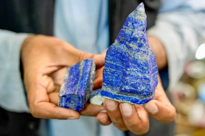 Los orígenes del azul ultramar están ligados a las minas de lapislázuli de Sar-e-Sang, en Afganistán