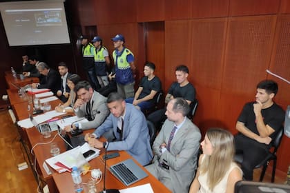 Los otros tres deportistas acusados de haber abusado sexualmente a una joven periodista en Tucumán son Brian Cufré, Abiel Osorio y José Florentín Bobadilla; en sus casos, la Justicia ordenó su arresto domiciliario