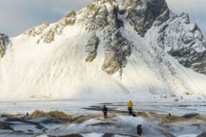 El plan de Islandia para combatir a los turistas que destruyen el ecosistema