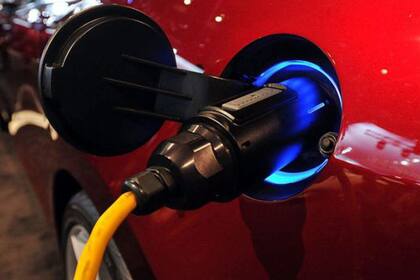 Uno de los problemas del triángulo del litio es que está lejos de los grandes centros de fabricación de automóviles eléctricos