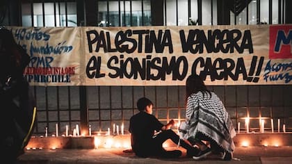 Los palestinos en Chile realizaron una "velatón" el 10 de octubre en apoyo a Gaza