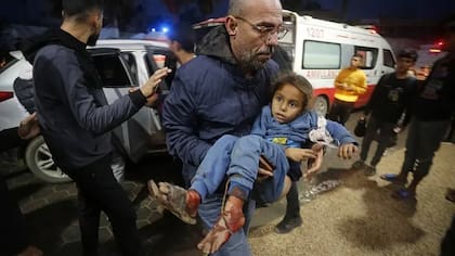 "Los palestinos siguen siendo bombardeados, matados de hambre, quemados vivos"