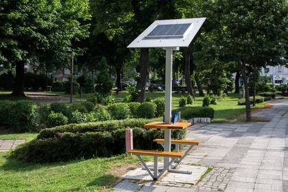 Los paneles solares en espacios públicos son una de las tendencias en aumento