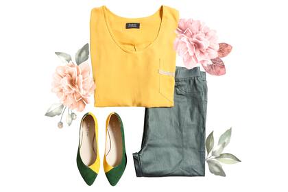 Los pantalones engomados también son perfectos para el día, especialmente en tonos como este