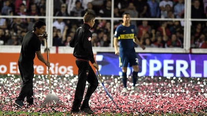 Los papelitos, inesperados protagonistas del Patronato vs. Boca