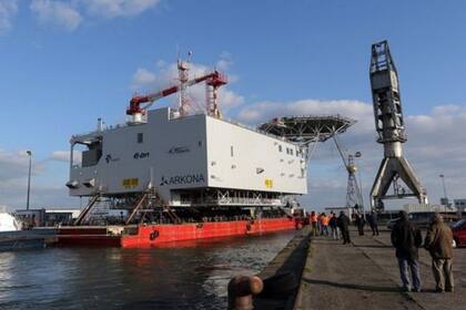 Los parques eólicos marinos necesitan grandes subestaciones eléctricas como esta, en el mar Báltico