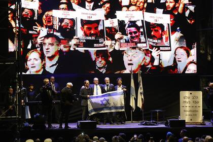 Los participantes exigieron que el mundo no olvide lo sucedido