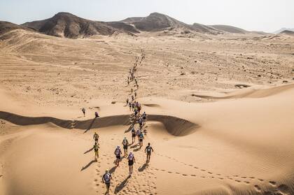 Los parti­cipan­tes del Marat­hon des Sable­s corre­n más de 251 kilóm­etros en el Sahar­a