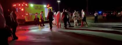 Los pasajeros, en su mayoría adolescentes, fueron trasladados a hospitales cercanos, dos de ellas permanecen graves