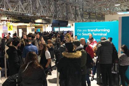 Los pasajeros esperan explicaciones