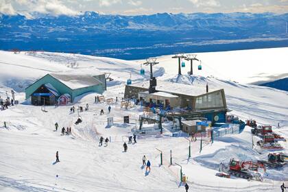 Los pases y ski weeks subieron un 40 por ciento en relación con la temporada pasada, pero todavía se pueden aprovechar descuentos y promociones con tarjetas por compra anticipada