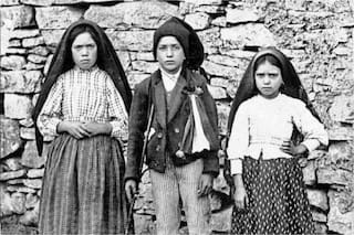 Los secretos que la Virgen les confió a los pastorcitos de Fátima: una muerte y una guerra