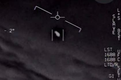 Los pilotos que vieron el fenómeno no identificado quedaron absolutamente sorprendidos: "¿Qué demonios es esto?", dijeron