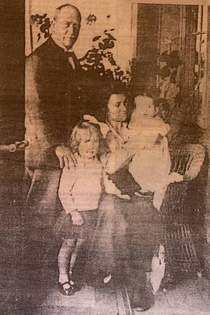 Los pioneros María Lueber de Schroeder, Juan Enrique Schroeder y sus hijos María y Germán en 1919.