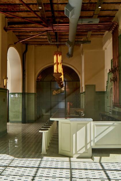 Los pisos de mármol ya no se hacen más por eso se buscaron alternativas para restaurarlos