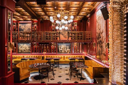 Los pisos del teatro son originales, igual que la disposición de escenario, camarines y sala que se mantuvo tal cual.