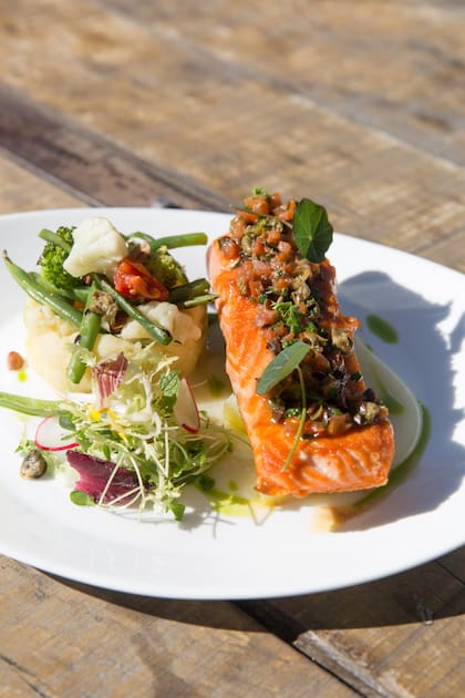 Los platos de Manush son especiales, al estilo de los gastro pubs de Londres.