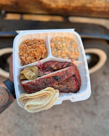 Los platos que venden en la taquería de Texas para llevar