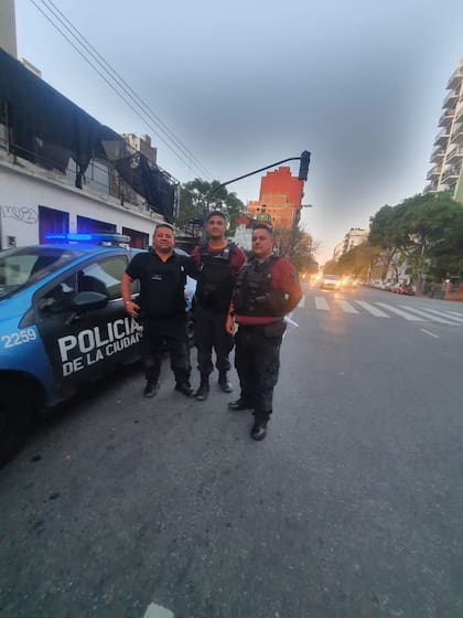 Los policías que participaron del operativo de rescate