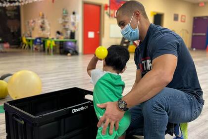 Los postulantes con dominio del español tendrán ventaja para atender a la población hispana de Humble, Texas