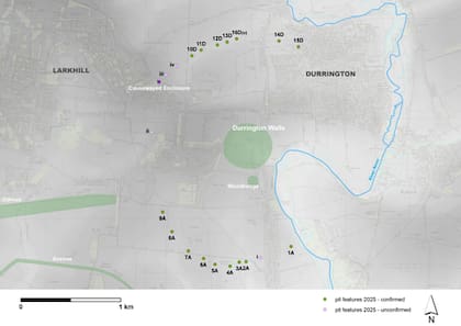 Los pozos están dispersos alrededor de Durrington Walls y Woodhenge
