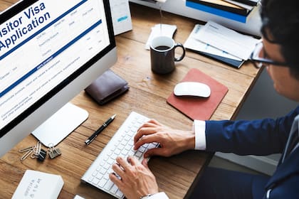 Los precios de los abogados de inmigración varían según su trayectoria y casos de éxito