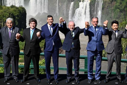 Los presidentes del Mercosur durante la última cumbre en Foz de Iguazu