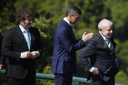 Los presidentes Milei, Peña y Lula