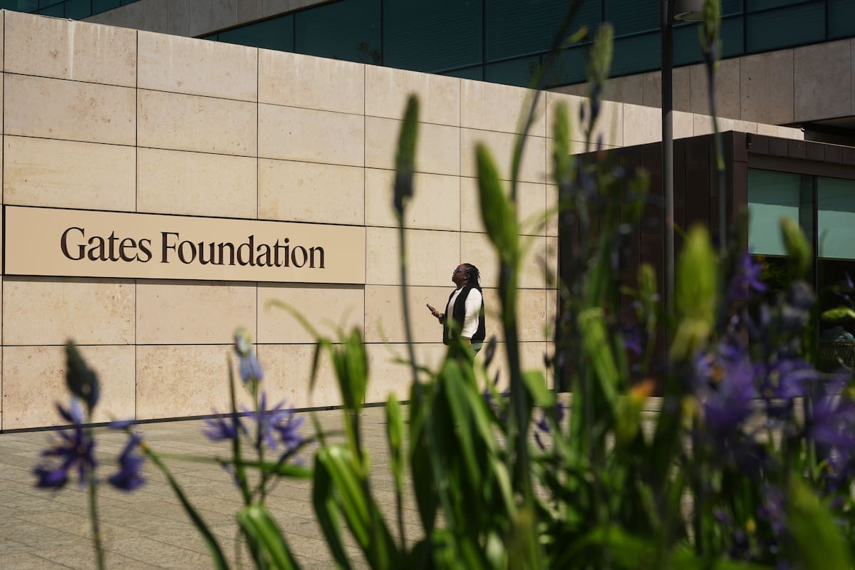 25 Años Transformando el Mundo: El Impacto de la Fundación Gates en la Salud Global y la Filantropía