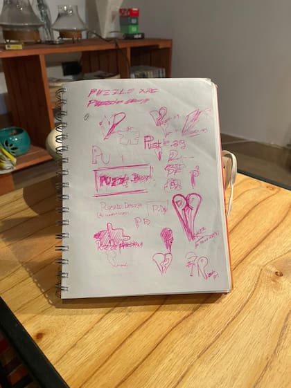 Los primeros bocetos de Alejo cuando nació Tu Puzzle